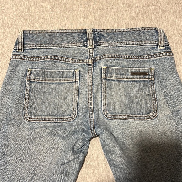 Abercrombie & Fitch Boot Cut Wash Distressed Jeans - Picture 9 of 10